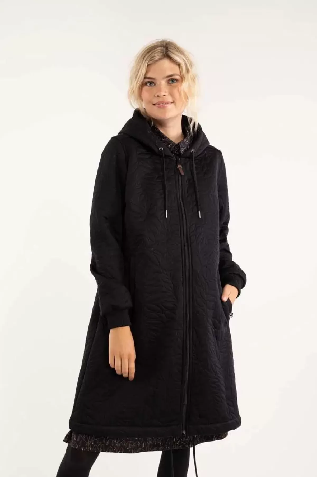 Danefæ Thermokleidung>Danebakke Thermo Coat Black Leaf