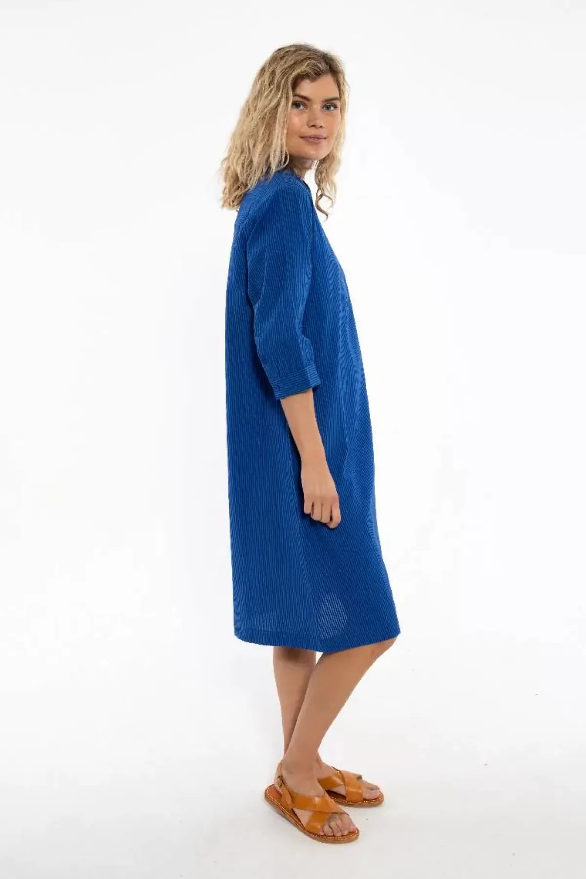 Danefæ Kleider>Danecarnation Searsucker Dress Deep Marine/Klein Blue
