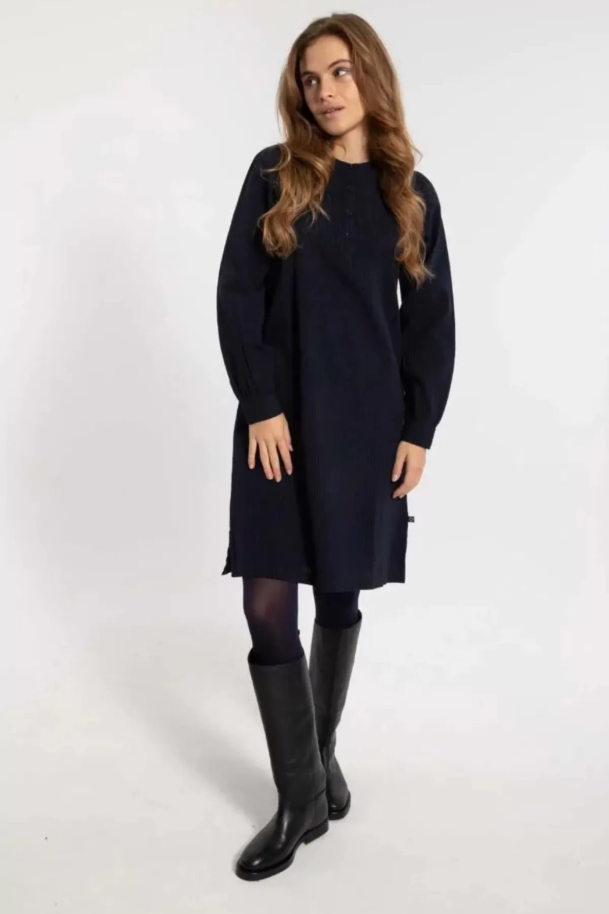 Danefæ Kleider>Danesocial Seersucker Dress Black/Marine