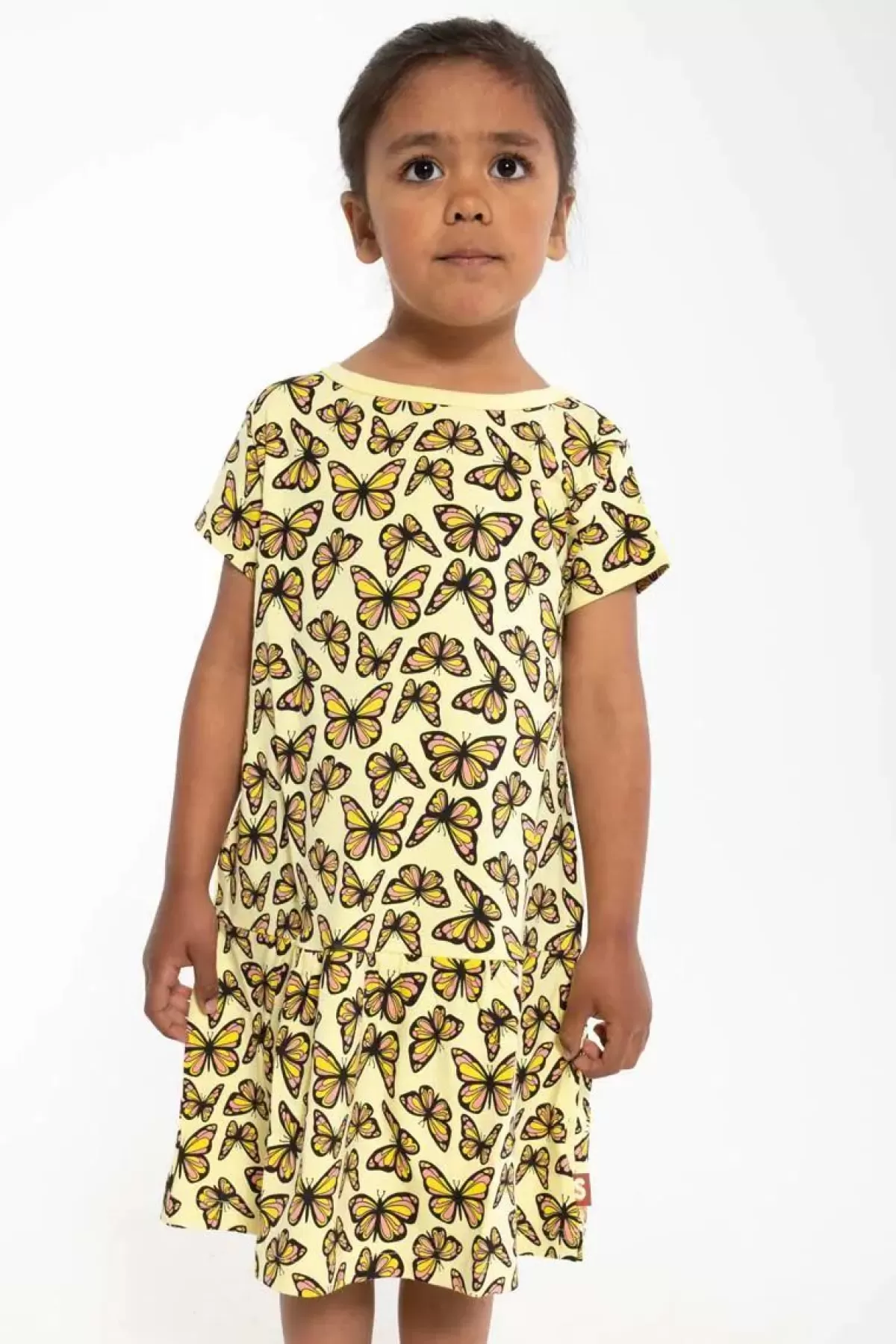 Best Dyrzanzi Ss Dress Aop/Strib Pale Yellow Flutter Kinder Kleider