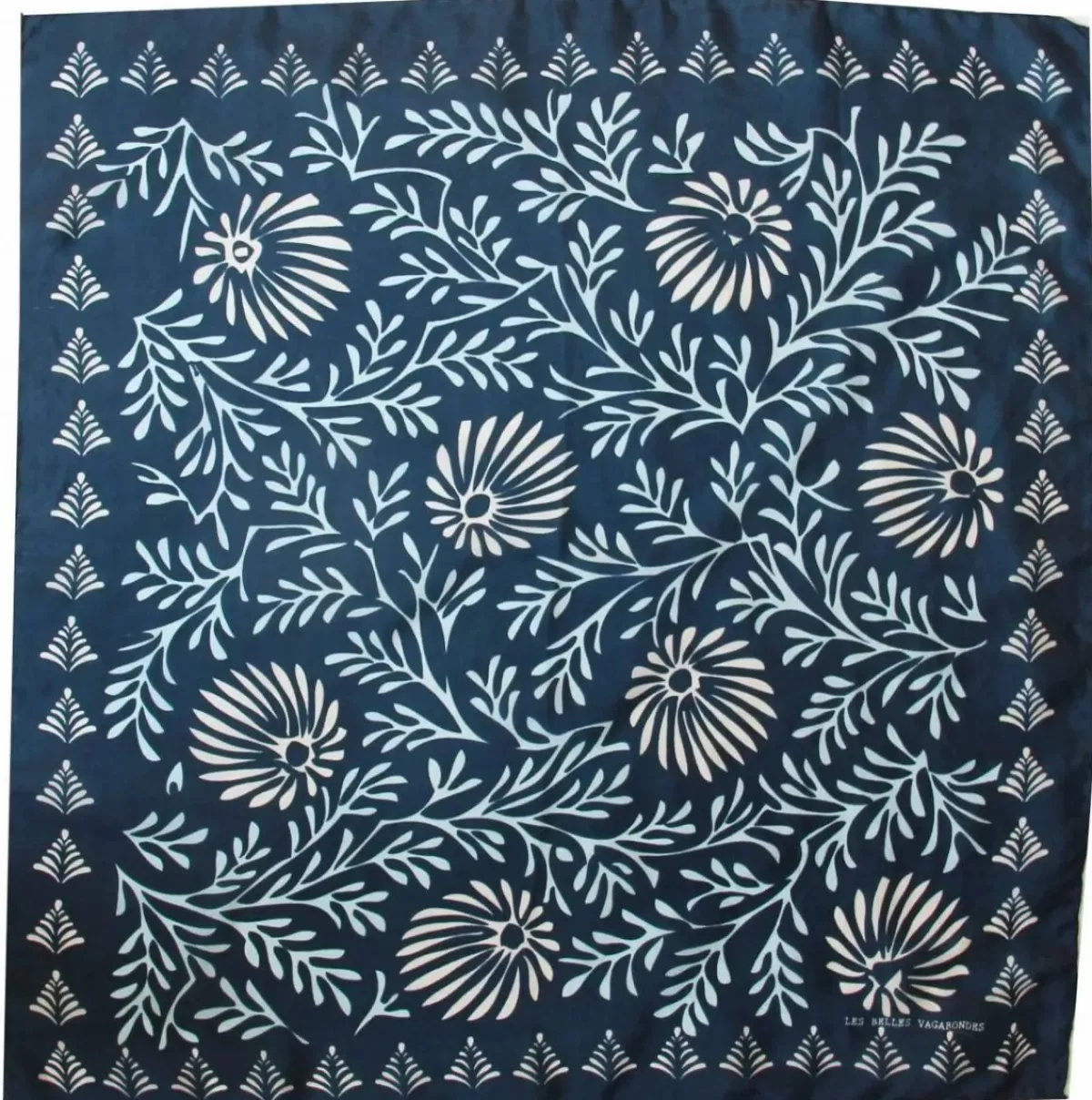 Danefæ Schals>Les Belles Vagabondes Mini Silk Scarf Azalee Navy