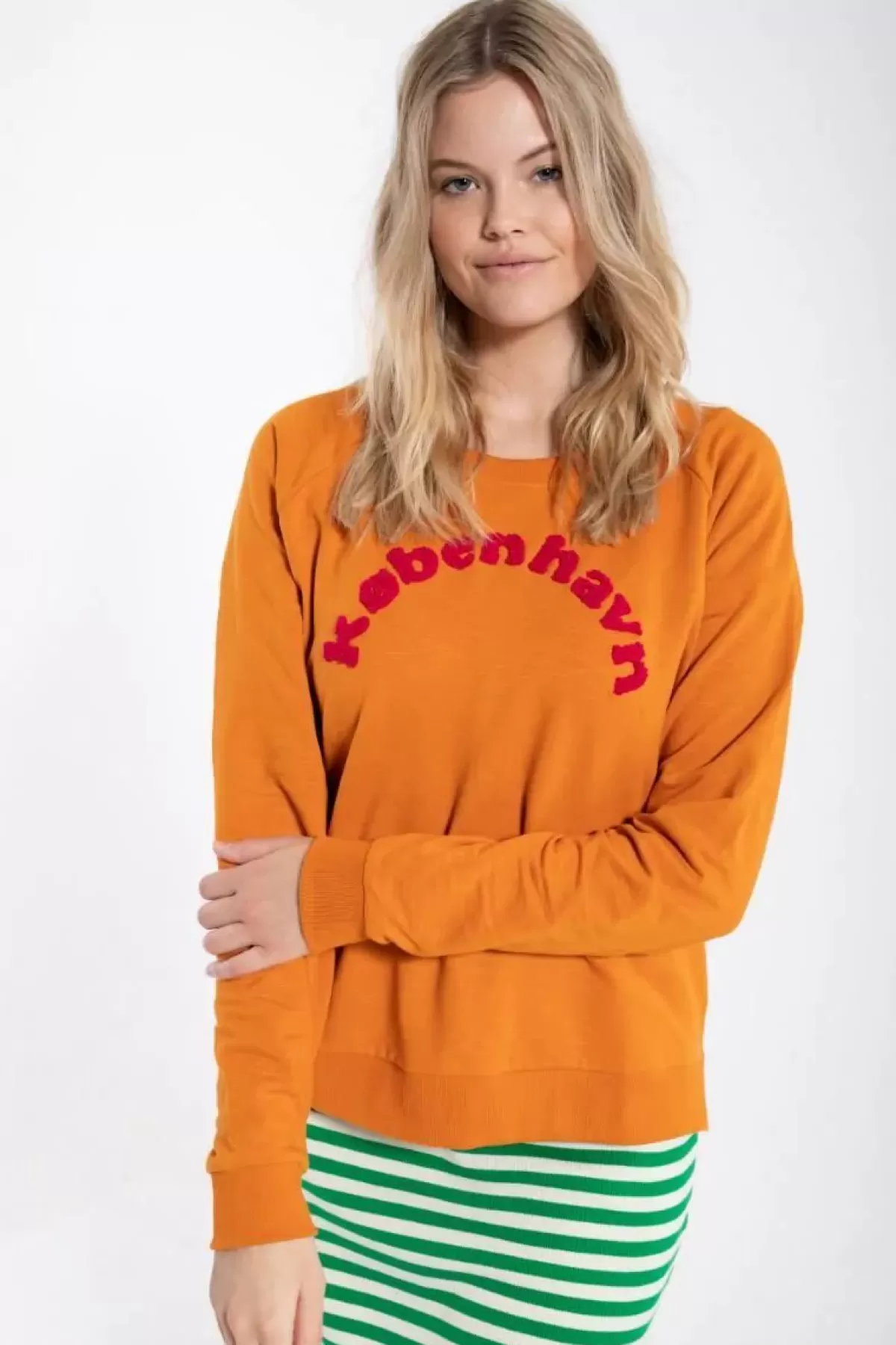 Danefæ Sweatshirts>Organic - Daneklausen Sweat Honey Kobenhavn